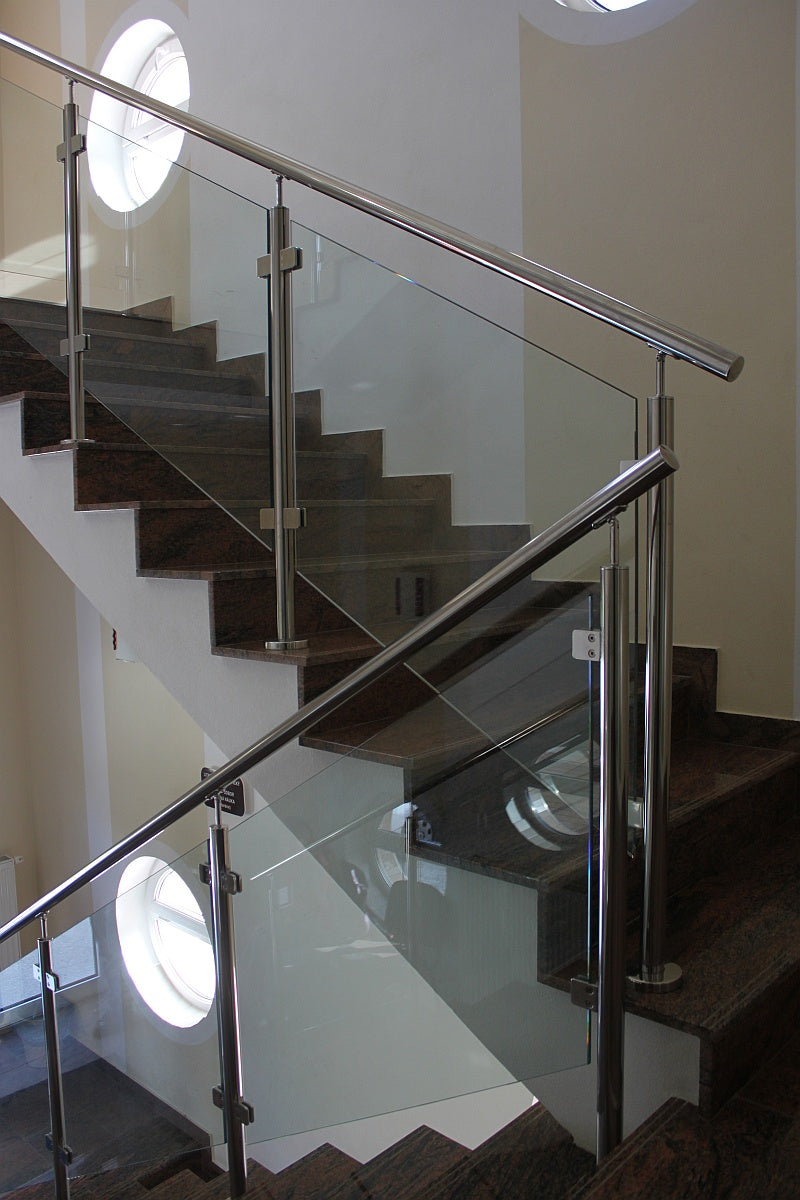 Glass holder