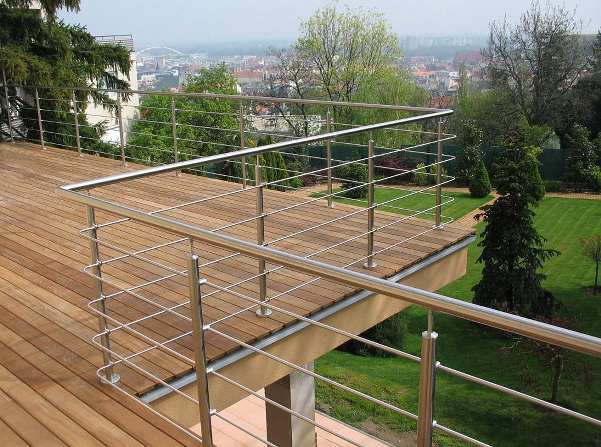 Pfosten, Oberverankerung - grade